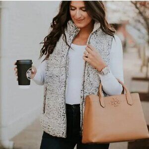 Thread & Supply Women's Sherpa Teddy Vest Snap/Zip Close Color Silver Size Small